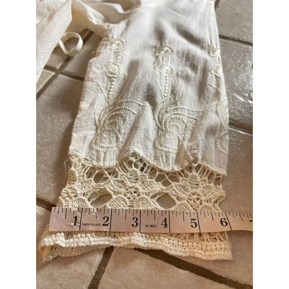 Forgotten Grace Ivory Embroidered Crochet Tunic Top V-Neck 3/4Sleeve Size Large - Picture 15 of 17